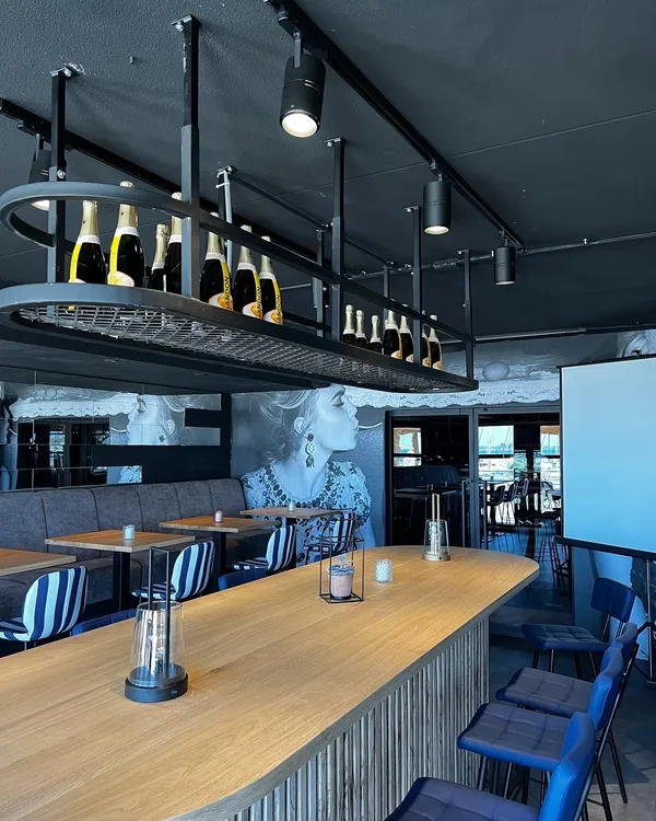 Horeca meubilair op maat in Capelle aan den IJssel